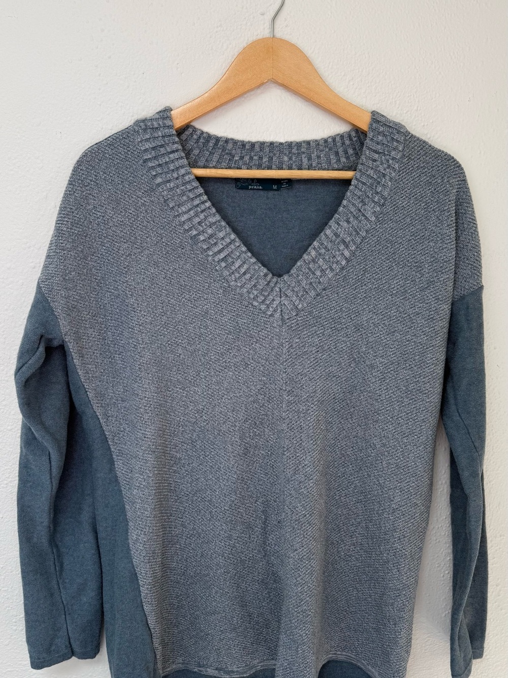 Prana Men’s V-Neck Sweater in Heather Gray